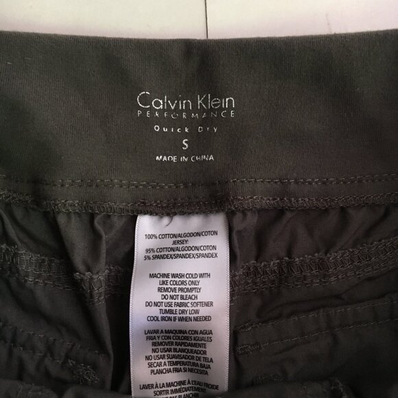 Calvin Klein Performance Shorts S Cargo Rollover Bermuda Green Soft Waist Band - Picture 6 of 6